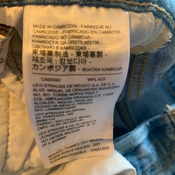 Levi’s 501 Skinny Jean - Light wash - Distressed - Picture 12 of 13